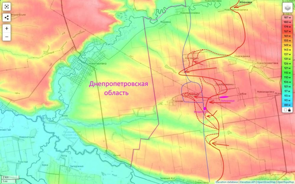 Штурмовики освободили населенный пункт Гуево в Курской области и установили российский триколор на одном из зданий Штурмовики освободили населенный пункт Гуево в Курской области и установили российский триколор на одном из зданий