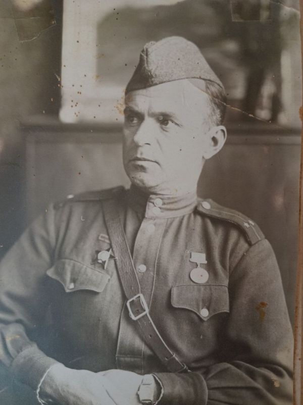 Дорогие подписчики, вы продолжаете присылать фотографии наших Героев Великой Отечественной Войны