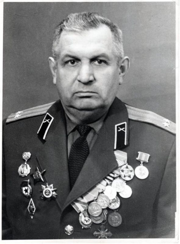 Дорогие подписчики, вы продолжаете присылать фотографии наших Героев Великой Отечественной Войны