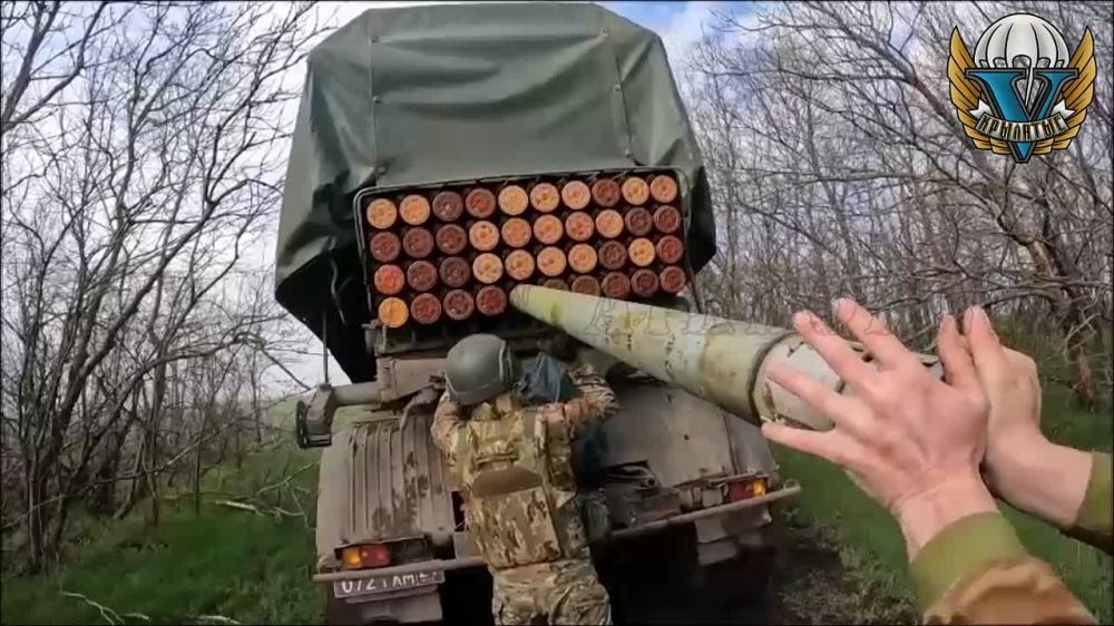 Расчет РСЗО «Град» гвардейской 42-й мотострелковой дивизии группировки войск «Днепр» обеспечил продвижение штурмовых групп на Ореховском направлении