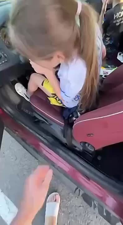 "Отец года" в стране 404 . Было бы смешно, если бы не было так грустно