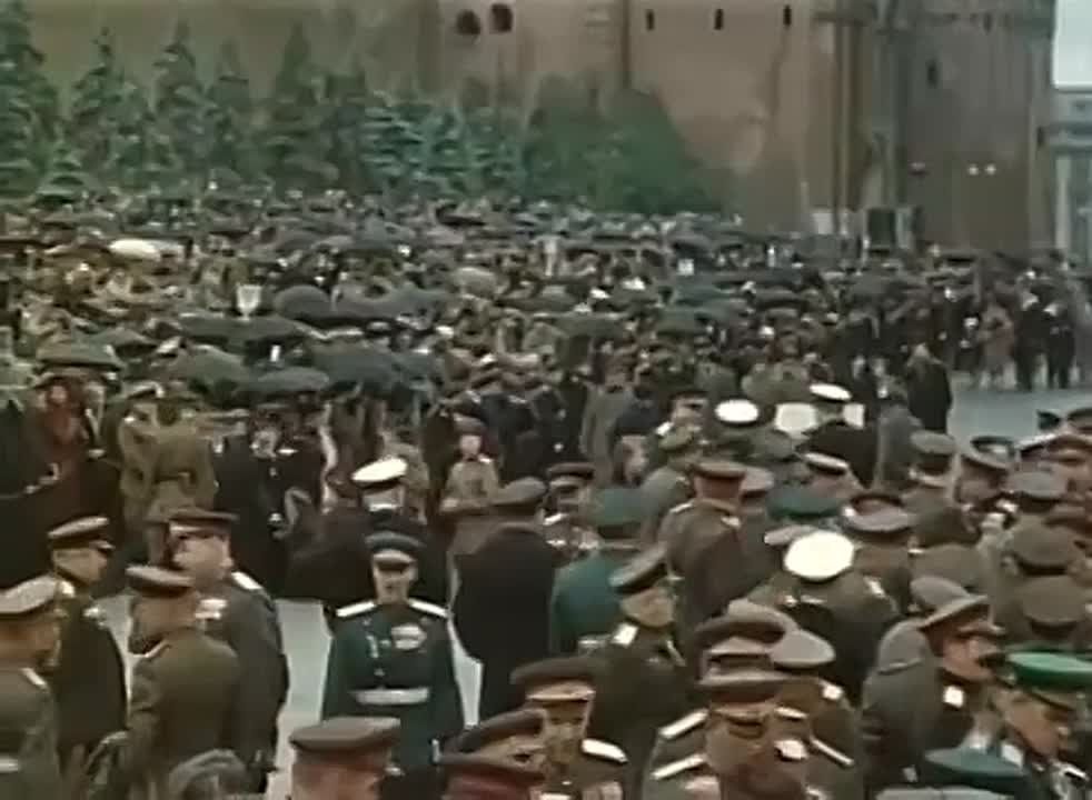 Исторический парад Победы, состоявшийся 24 июня 1945 года в Москве, на Красной площади, в ознаменование победы СССР над Германией в Великой Отечественной войне