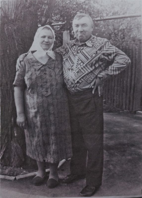       10  1915 .     