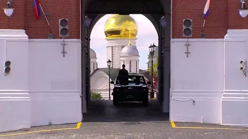 Парад Победы принимает министр обороны Андрей Белоусов