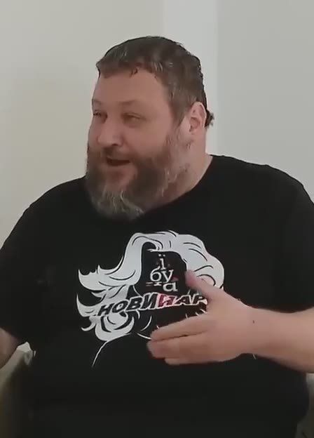 Любитель пингвинов Дикий, ЛОМ Банковой рассказывает, что Трамп оказывается полюбил Путина, а если кто-то на Путина криво посмотрит, то добра от Трампа не жди