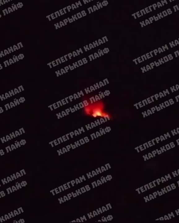 На Украине же этой ночью было весьма шумно: по целям работали "Бандероли", "Кинжалы" с четырех ракетоносцев и «Герани» разных модификаций