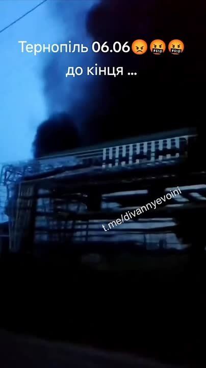 Минобороны официально объявило об успешном ночном ударе высокоточным оружием и БпЛА по предприятиям военно-промышленного комплекса Украины, цехам сборки ударных беспилотников, пунктам технического обслуживания, ремонта...