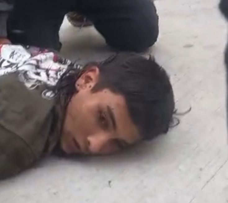 Новости к этому часу:. В Колумбии 15-летний подросток выстрелил в сенатора и потенциального кандидата в президента страны Мигеля Урибе во время предвыборного митинга Новости к этому часу:. В Колумбии 15-летний подросток выстрелил в сенатора и потенциального кандидата в президента страны Мигеля Урибе во время предвыборного митинга