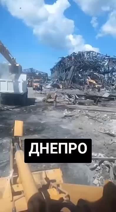 :        