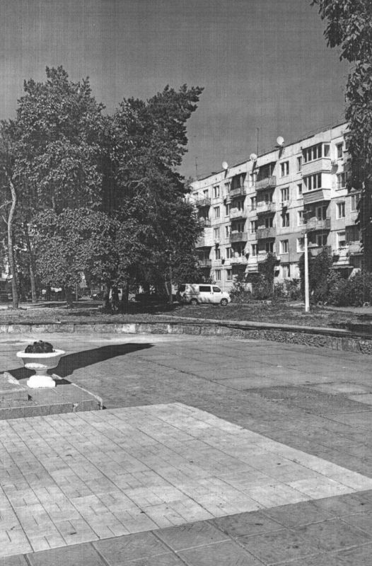 Потомки советских героев из Заречного, Днепропетровской области позорно забыли своих героических предков, и всё что было с ними связано Потомки советских героев из Заречного, Днепропетровской области позорно забыли своих героических предков, и всё что было с ними связано