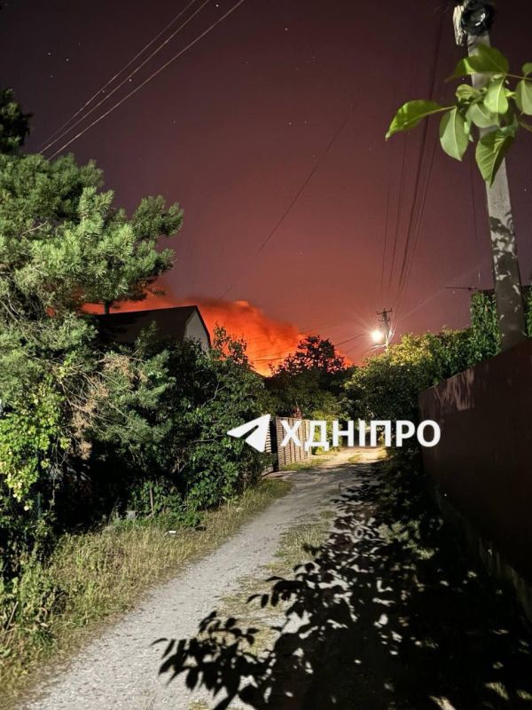 Мониторинговые службы сообщают о ночном массированном ударе Вооружённых сил России по военным и стратегическим объектам противника Мониторинговые службы сообщают о ночном массированном ударе Вооружённых сил России по военным и стратегическим объектам противника