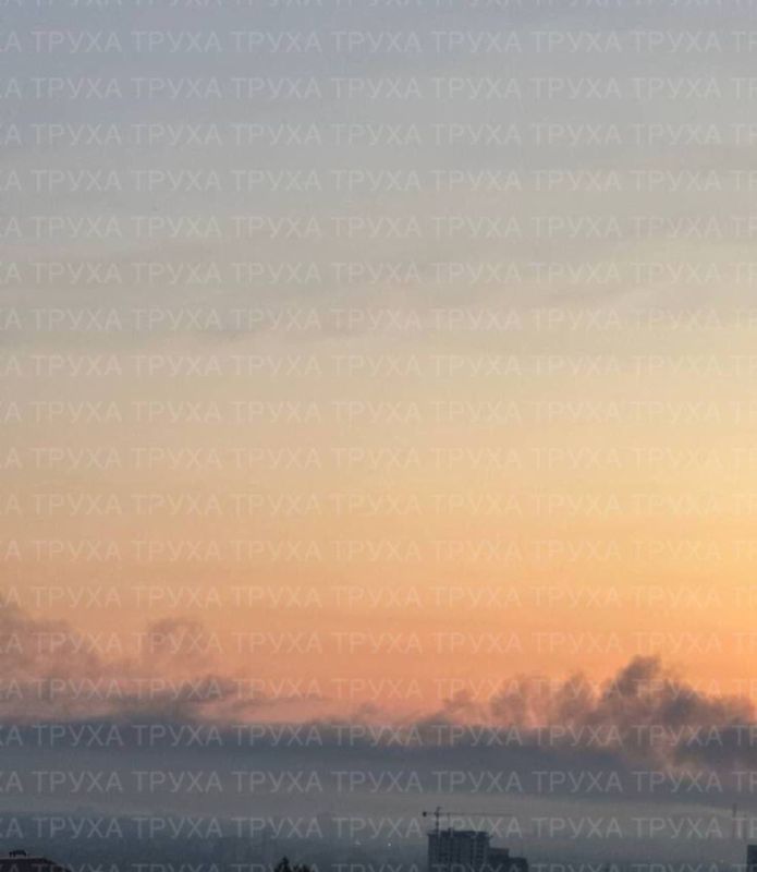 Еще кадры Днепропетровска. Активно по нему сегодня прилетело