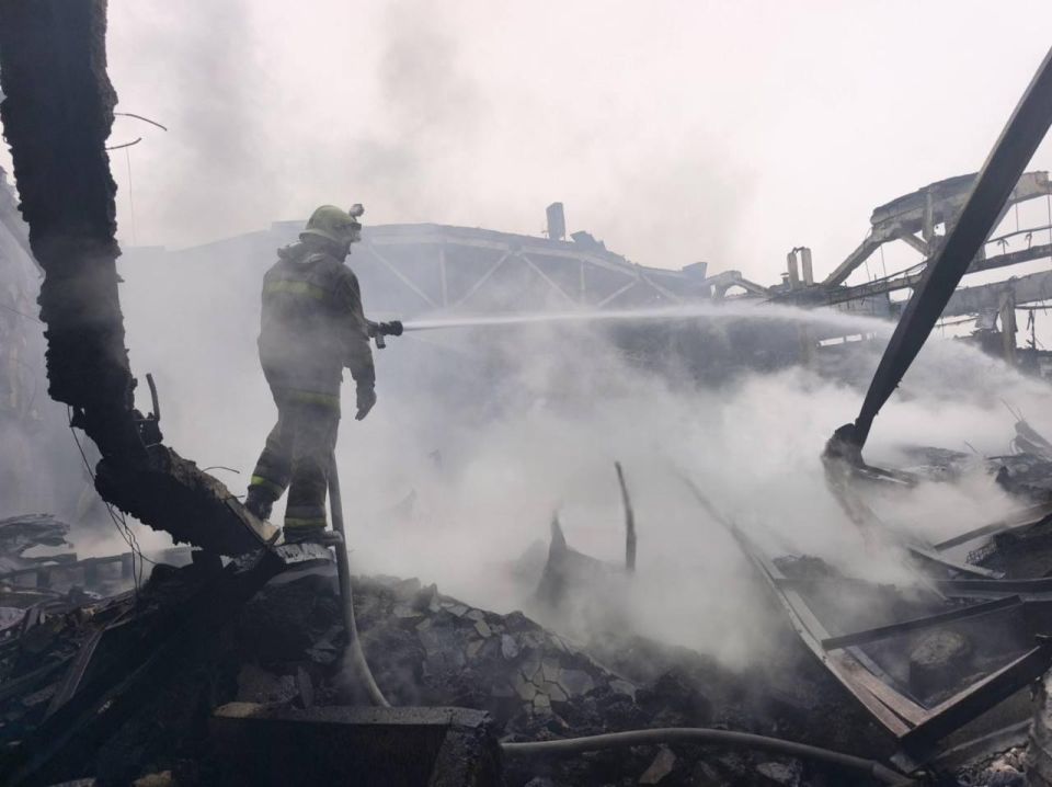 Последствия ночных ударов по Днепропетровску Последствия ночных ударов по Днепропетровску