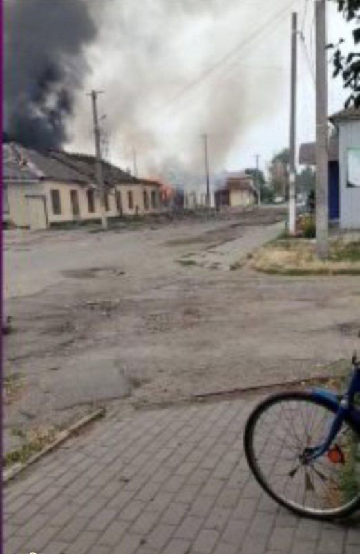 Фото уничтоженного ТЦК в Пятихатках Днепропетровской области Фото уничтоженного ТЦК в Пятихатках Днепропетровской области