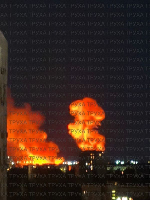 Юрий Баранчик: Прошедшей ночью в Одессе зафиксировано не менее пяти попаданий в промышленные объекты Юрий Баранчик: Прошедшей ночью в Одессе зафиксировано не менее пяти попаданий в промышленные объекты