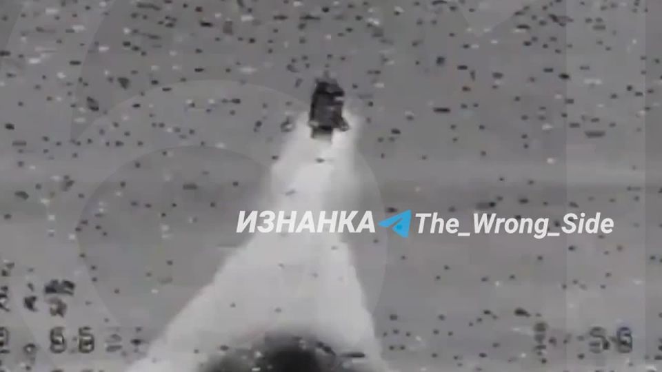    .        FPV-   .. .    &quot;&quot;  . @The_Wrong_Side