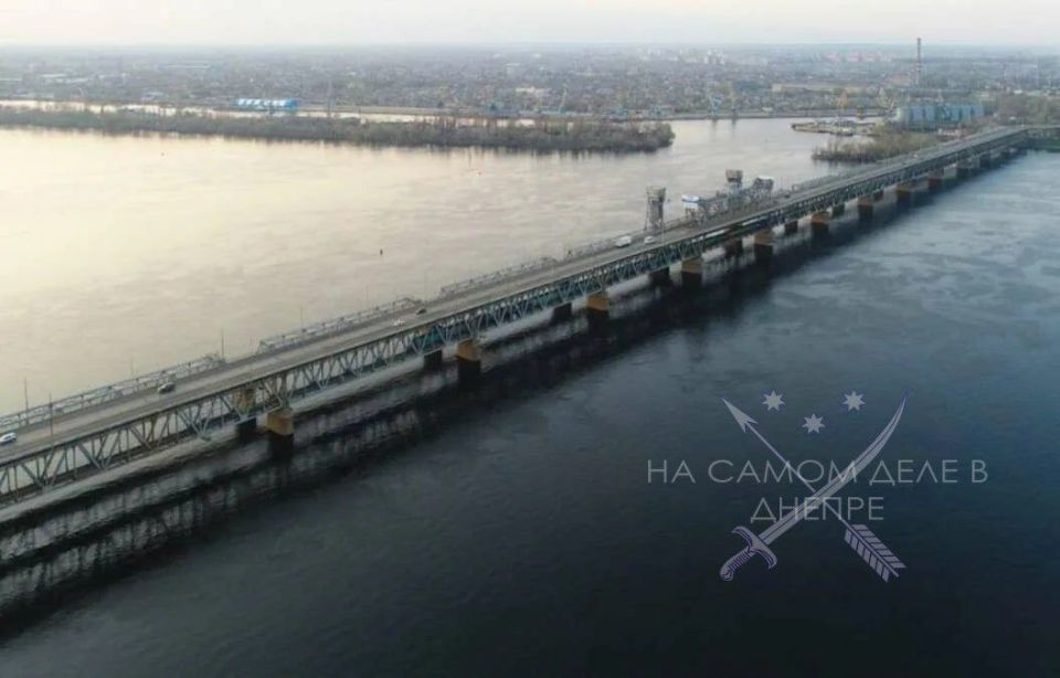 Напоминаем, движение трамваев № 6 и № 9 приостановлено с 19 июля, из-за ремонта трамвайных путей на Старом мосту