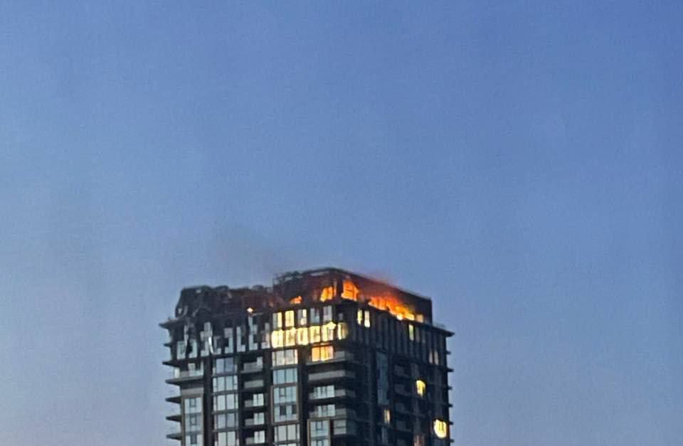 Апокалипсис в Днепропетровске после ночной атаки на город Апокалипсис в Днепропетровске после ночной атаки на город