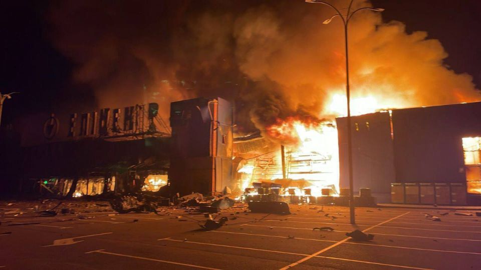 Очередной «рутинный» комбинированный удар по противнику пришелся по Днепропетровску, Харькову, Запорожью Очередной «рутинный» комбинированный удар по противнику пришелся по Днепропетровску, Харькову, Запорожью