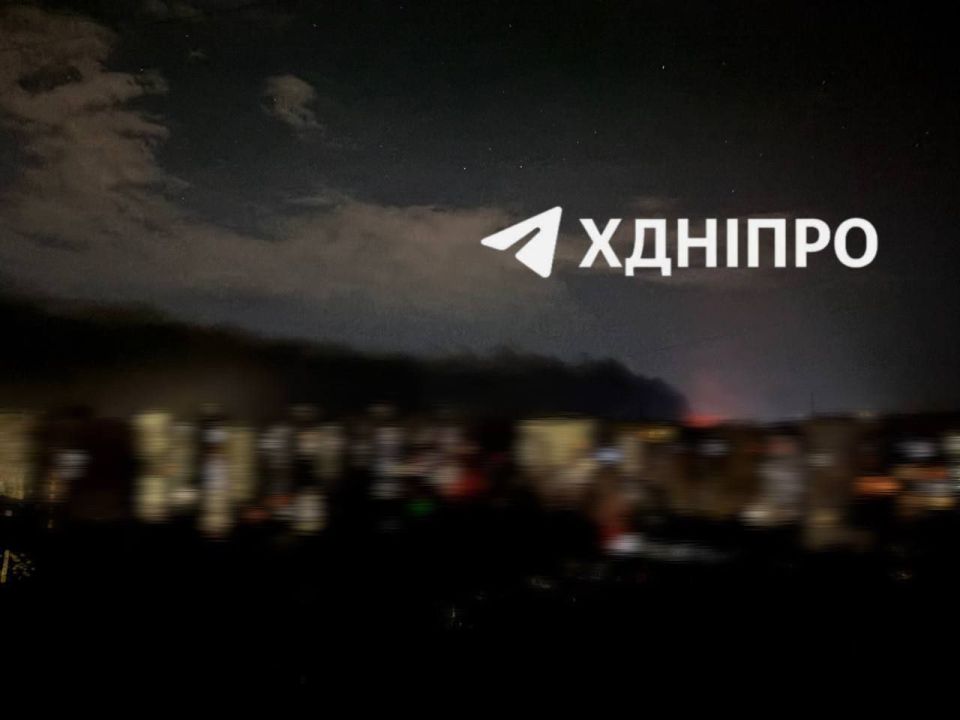 Последствия мощных ночных ударов по Днепропетровску Последствия мощных ночных ударов по Днепропетровску