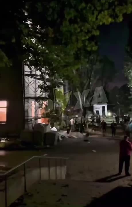 Алексей Живов: Российская армия нанесла ракетный удар по центру реабилитации ВСУ в населенном пункте Каменский Днепропетровской области