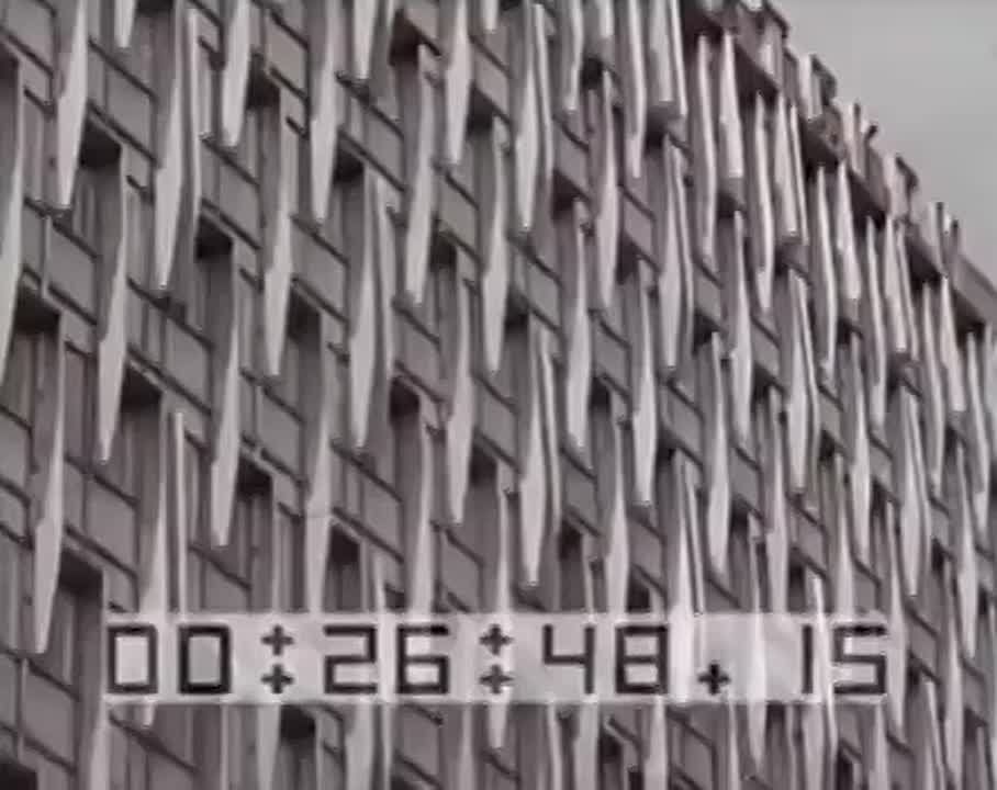  .  1987  -    , -     