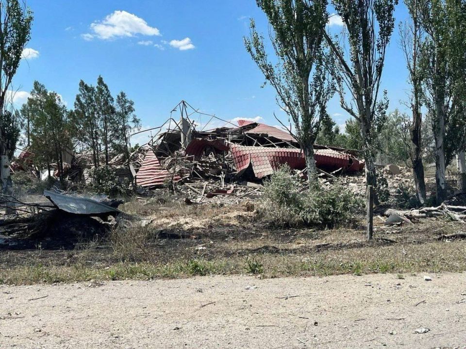 За минувшие сутки в результате ударов ВСУ в Херсонской области пострадал один человек, сообщил губернатор Владимир Сальдо: За минувшие сутки в результате ударов ВСУ в Херсонской области пострадал один человек, сообщил губернатор Владимир Сальдо: