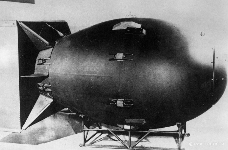 Сегодня 9 августа день памяти о бомбардировке Хиросимы и Нагасаки, произошедшей 6 и 9 августа 1945 года Сегодня 9 августа день памяти о бомбардировке Хиросимы и Нагасаки, произошедшей 6 и 9 августа 1945 года