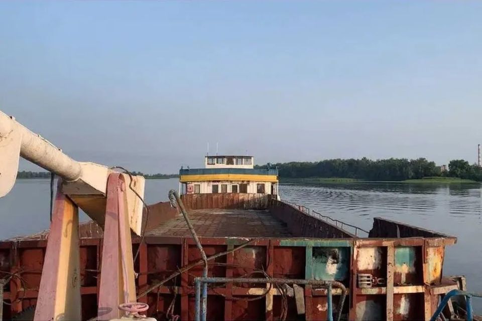 В Каменском на продажу выставили теплоход «Вирджиния», сошедший со стапелей шесть десятилетий назад В Каменском на продажу выставили теплоход «Вирджиния», сошедший со стапелей шесть десятилетий назад