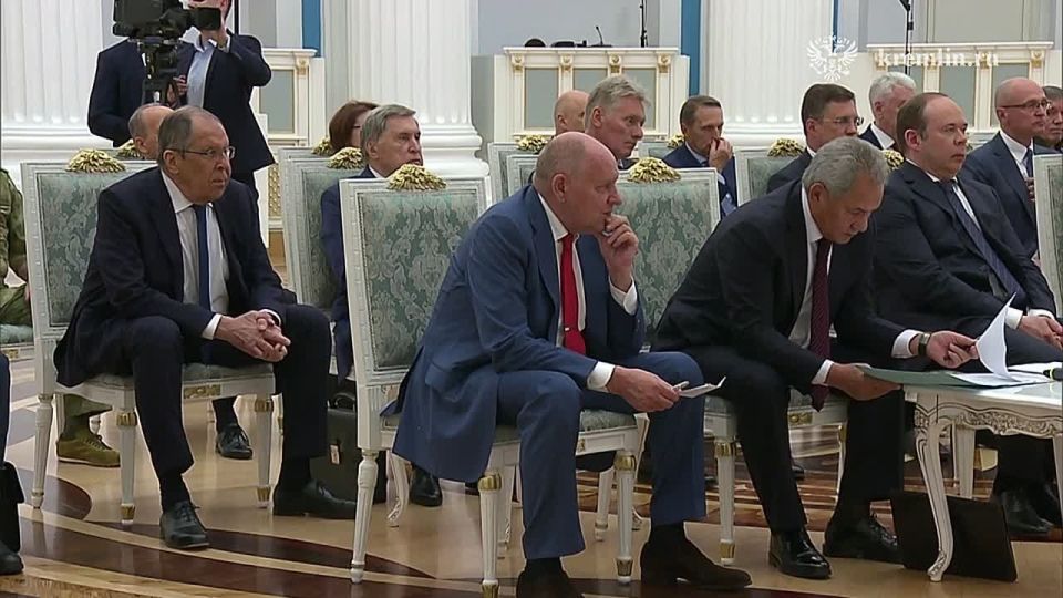 Владимир Путин провёл совещание о подготовке российско-американской встречи в верхах, которая пройдёт 15 августа в Анкоридже