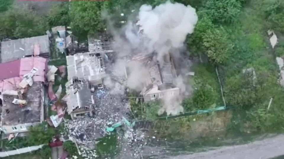 Совместная работа операторов 14 гвардейской бригады спецназа, 656 мотострелкового полка и 657 отдельного противотанкового артиллерийского дивизиона группировки войск "Восток"