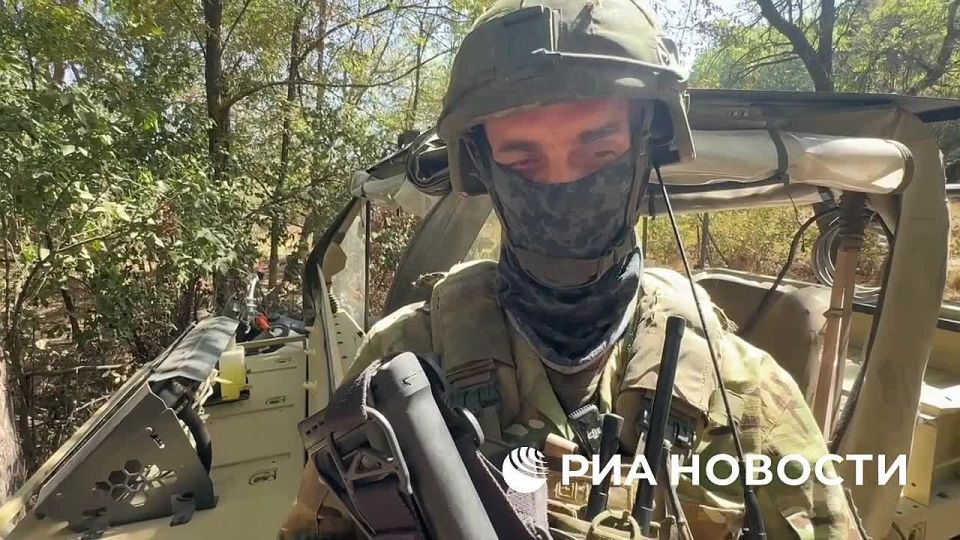 ���� ������� �������� ����������� ����� "�����" � �������� "������" ��������� ��� �������, ��� ����������� � ���������� �� ������, ������� � ��������, ������� ����� � ���