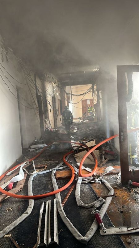 Юрий Баранчик: Впервые с начала СВО прилетело по «официальному» центру принятия решений Юрий Баранчик: Впервые с начала СВО прилетело по «официальному» центру принятия решений