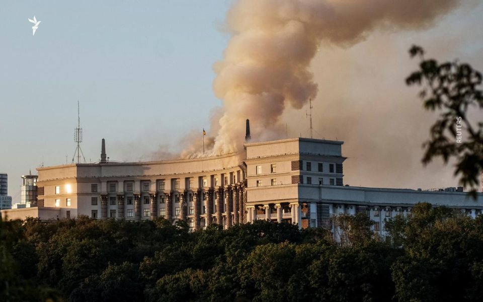 1. Пожар в здании Кабмина Украины