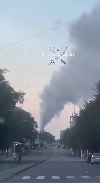 В Днепродзержинске (Каменское), есть крупный металлургический комбинат