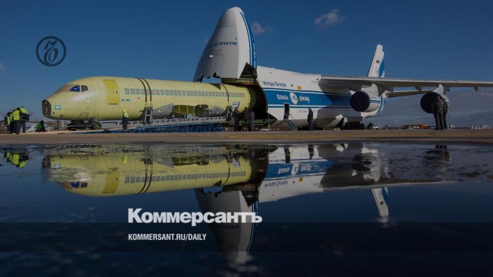 Помощь «Волге-Днепр». Владельцев Ан-124 хотят купить для оздоровления