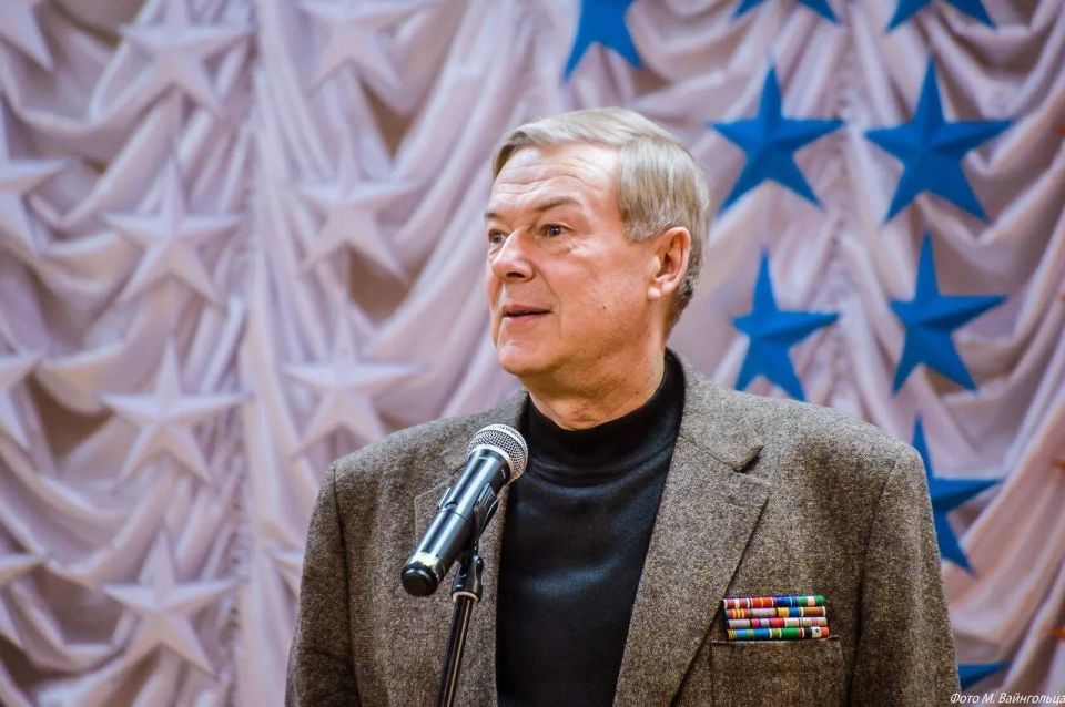 ����������� ������������� �������� ������, ����������� �����������, 18 ��������: ���������� �� ������ � ���������� ������