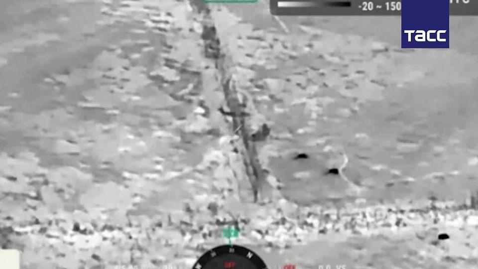 ВС РФ уничтожили блиндажи и гексакоптеры ВСУ в Днепропетровской области, сообщили и показали в Минобороны