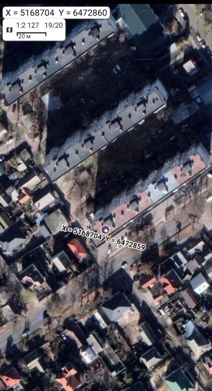 Херсонское направление.. Работа артиллерии 18 ОА ГВ "Днепр" по запланированным целям в многоэтажных домах. Враг используется их в качестве НП и запуска БПЛа, но наши мужики постоянно выносят парочку таких мест Херсонское направление.. Работа артиллерии 18 ОА ГВ "Днепр" по запланированным целям в многоэтажных домах. Враг используется их в качестве НП и запуска БПЛа, но наши мужики постоянно выносят парочку таких мест