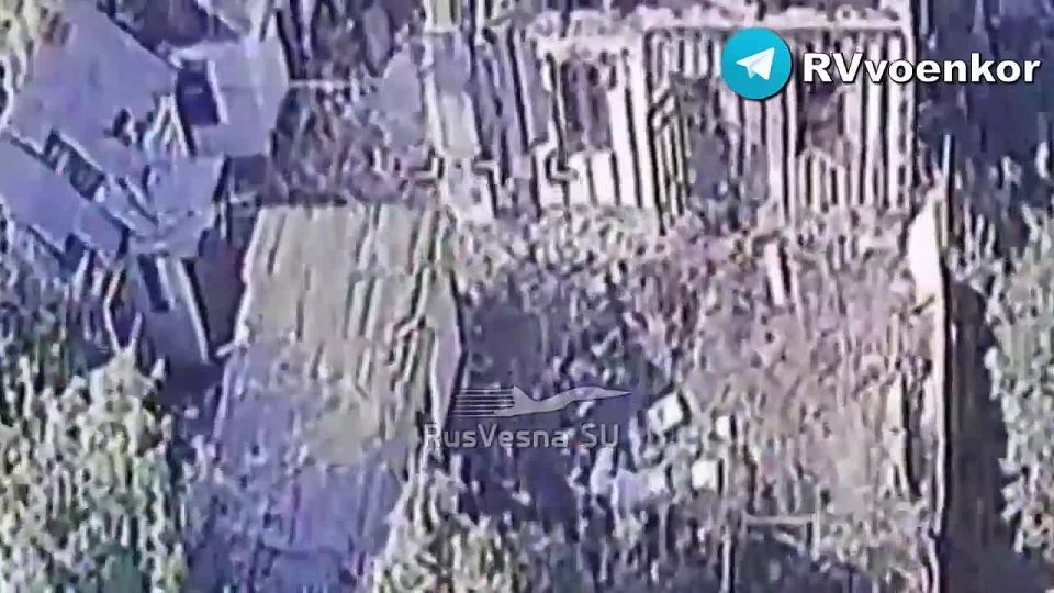 «тважные» наступают в Днепропетровской области и штурмуют Покровск