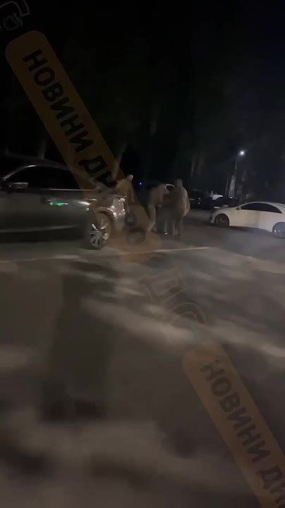 #бандеровская_оккупация: в Днепропетровске людоловы из ТЦК избили мужчину, который отказался добровольно бусифицироваться