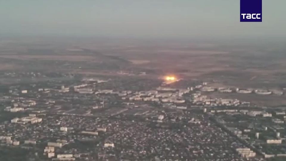 Российская авиация нанесла массированные 26 ударов по тыловым районам дислокации ВСУ в Херсонской области, сообщил ТАСС представитель 18-й общевойсковой армии группировки войск "Днепр"