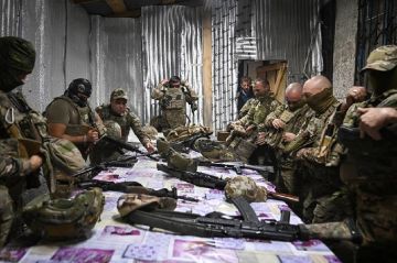 Корпуса уже набраны. Генерал Попов назвал 4 направления удара ВСУ