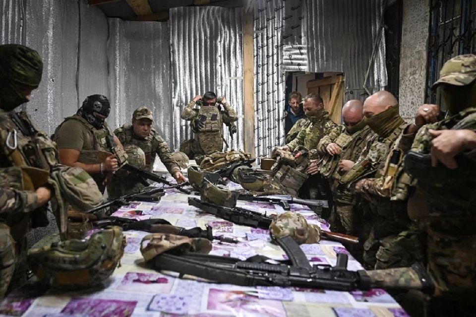 Корпуса уже набраны. Генерал Попов назвал 4 направления удара ВСУ