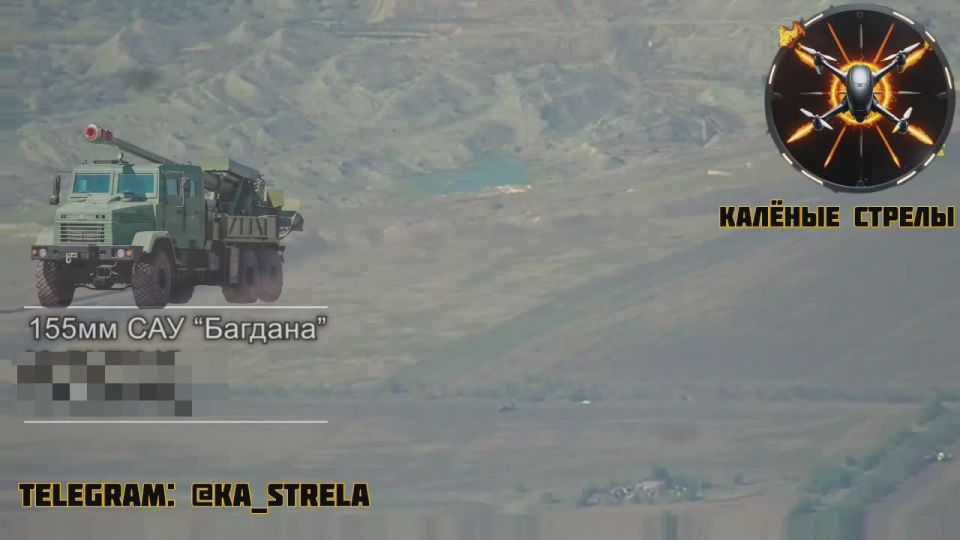 Колесная 155-мм САУ "Богдана" ВСУ испытала на себе широкий средств поражения ВС РФ: артиллерийский огонь, удары FPV-дронами, поражение "Ланцетом"
