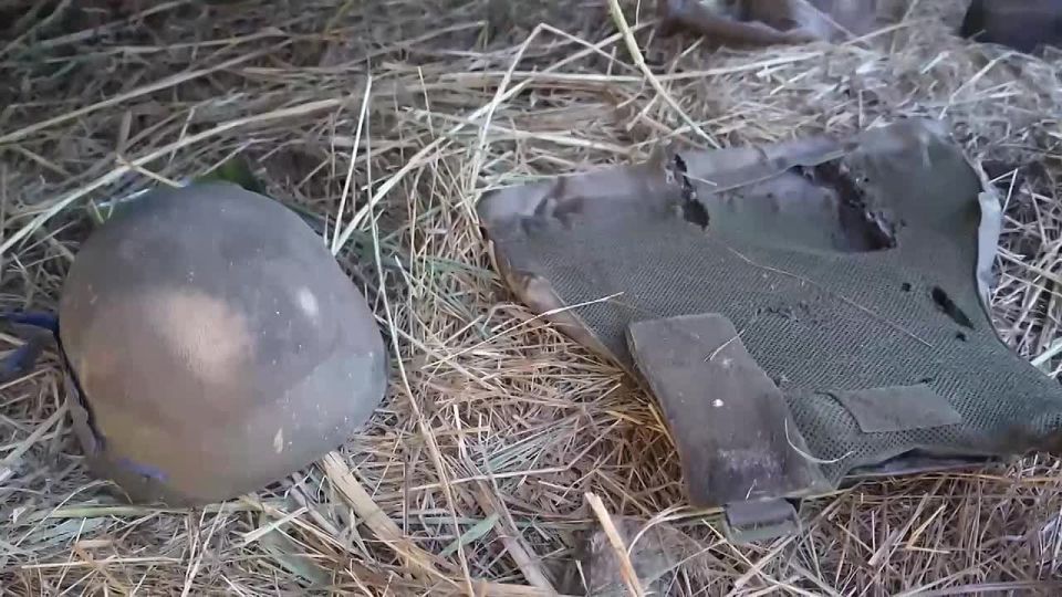 В Новоивановке Днепропетровской области нашим бойцам досталось трофейное оружие, боеприпасы и несколько целых М113