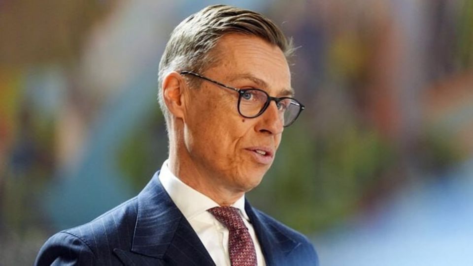 Фантазии и реальность. Президент Финляндии этнический швед Александр Стубб заявил, что не отдаст немедленного приказа сбивать российские воздушные цели, если они нарушат границу страны, добавив, что в этом вопросе главное -...