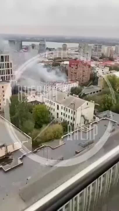 По имеющейся информации, сегодня геранями был атакован call центр в Днепропетровске