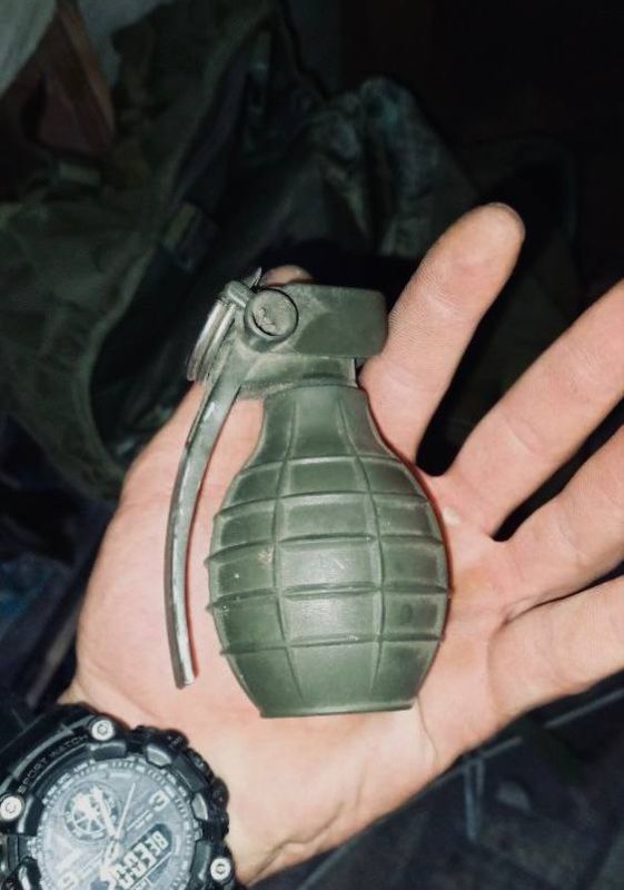 Противник бежит с позиций на Красноармейском направлении, оставляя нашим бойцам трофеи