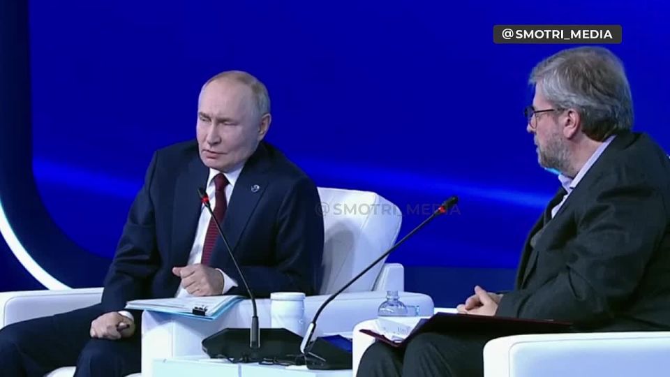 Процентов 19% с небольшим противник контролирует Днепропетровской области, простите, Донецкой — Путин спойлерит